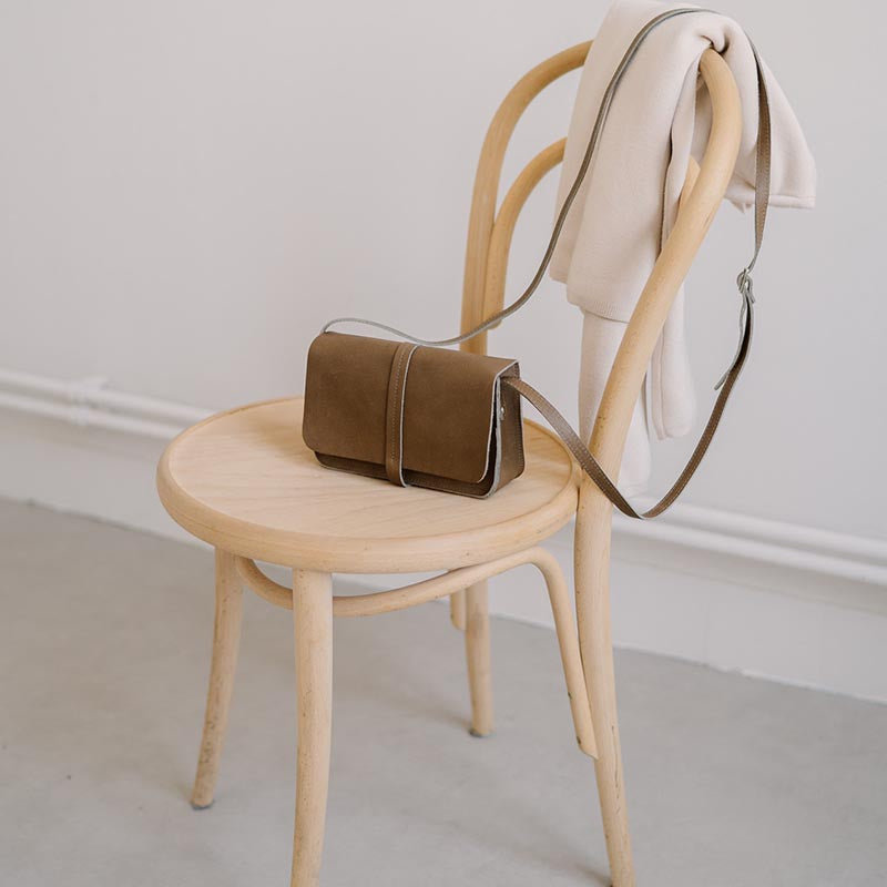 Lunch Break - Moss used look