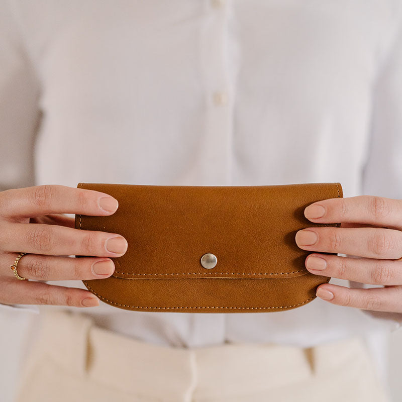 Sunny Greetings - Cognac used look