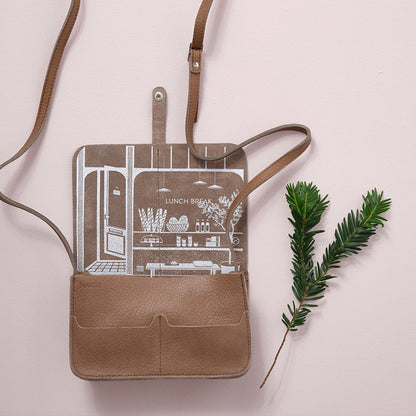 Lunch Break - Moss used look