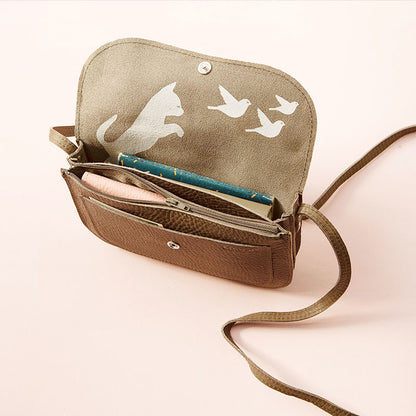 Cat Chase - Moss used look