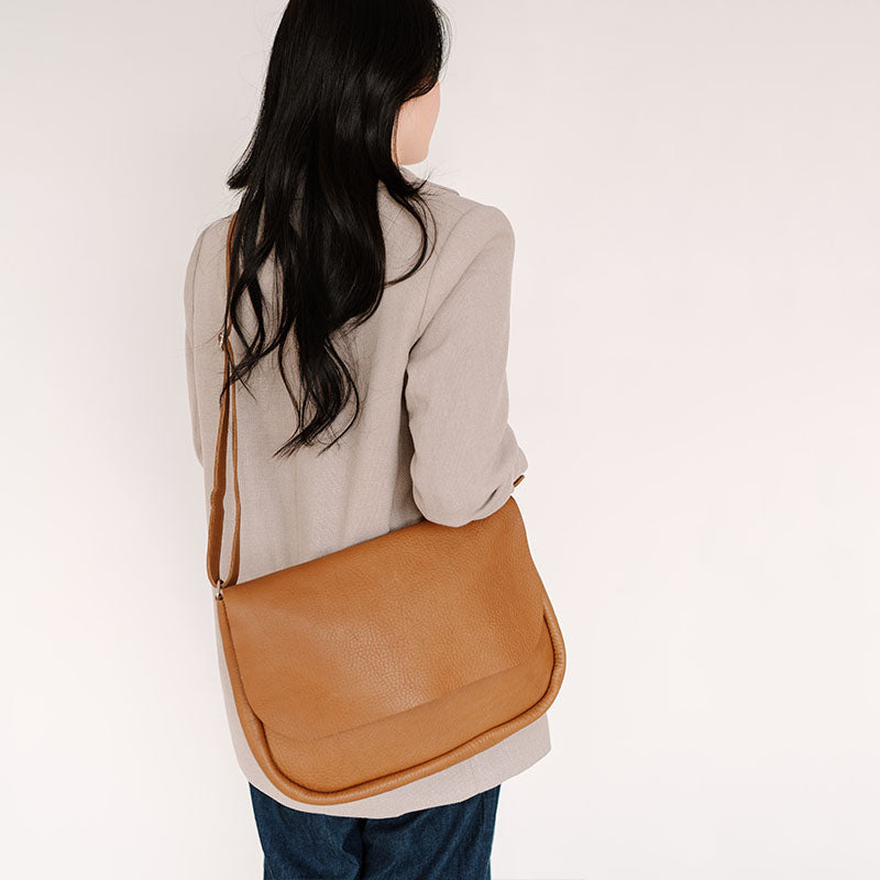 Plant Sitter - Cognac used look
