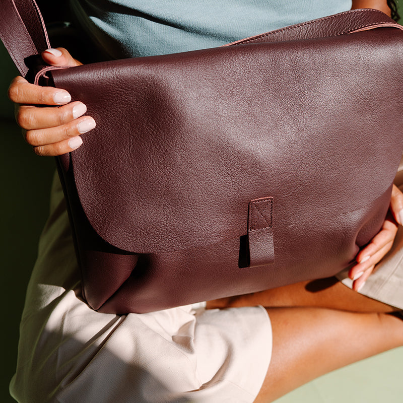 Back Yard - Aubergine