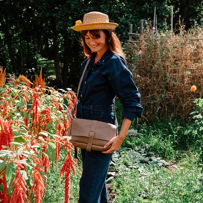 Picking Flowers Medium - Moss used look
