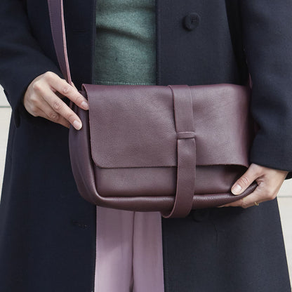 ELIOX Kleine schoudertas voor dames met 3 ruime vakken, handtas van PU-leer, modieuze schoudertas, crossbody tas, Wit, S, Chic ELIOX Kleine schoudertas voor dames met 3 ruime vakken, handtas van PU-leer, modieuze schoudertas, crossbody tas, Wit, S, Chic